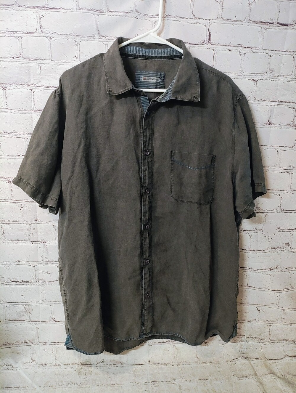 32 Bar Blues Best Old Friend Over Short Sleeve Shirt Linen XL Grey Beachy Travel